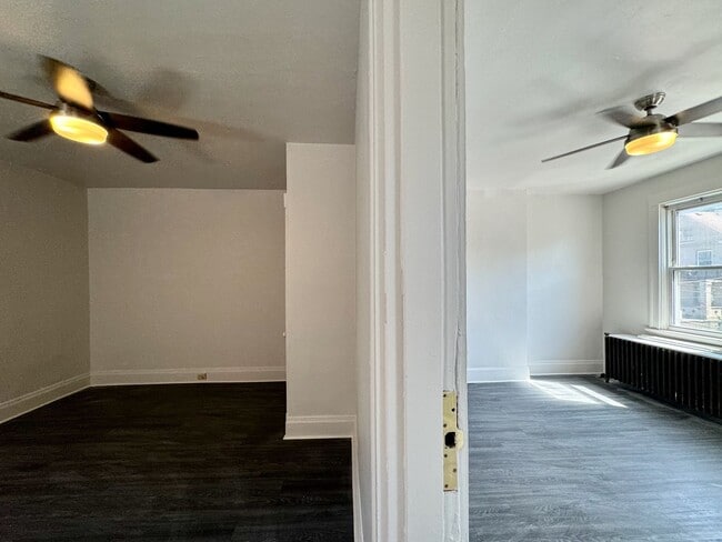 Building Photo - 5 bed/2 bath Mins. from UC Campus for Only...