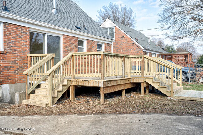 Building Photo - 3630 Windward Way