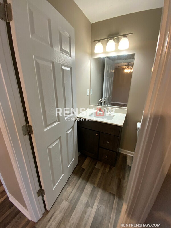 Building Photo - 477 Dana St