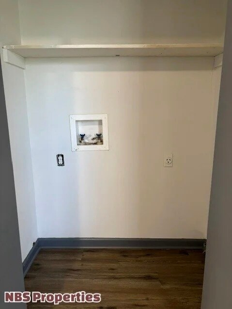 Building Photo - 9149 Cedarpark Ln