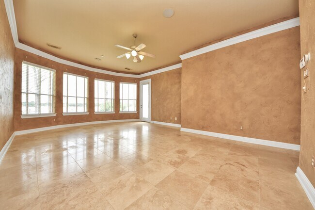 Building Photo - 3727 Lakeridge Canyon Dr