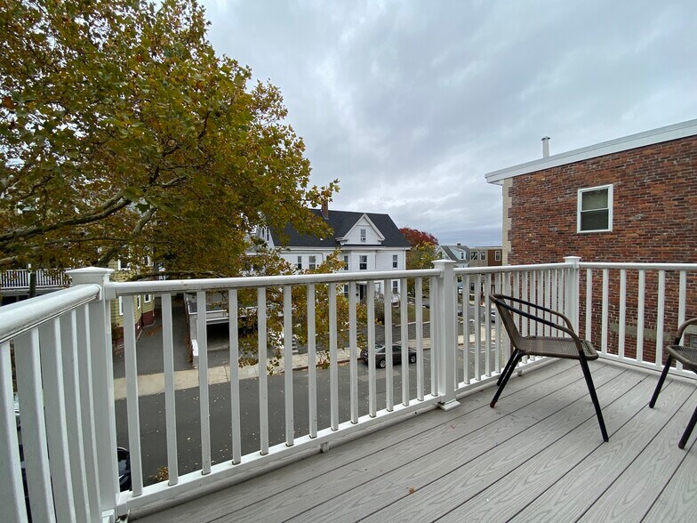 Building Photo - 6 Westminster St