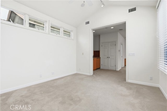 Building Photo - 500 3rd St