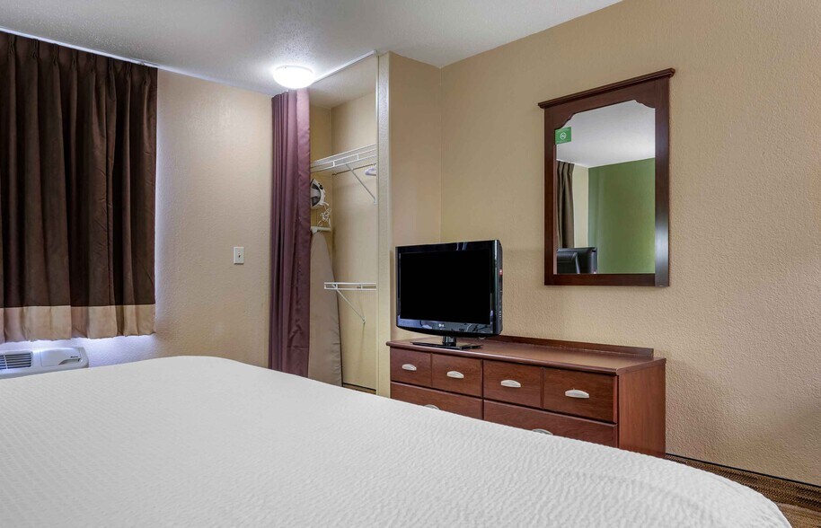 Building Photo - Furnished Studio-Pittsburgh - West Mifflin