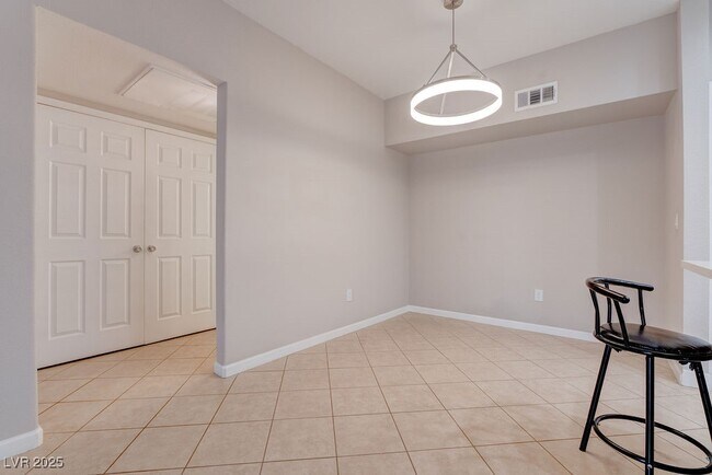 Building Photo - 6650 W Warm Springs Rd