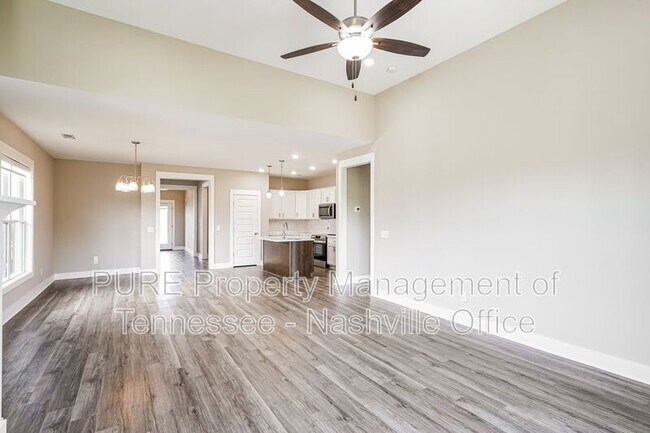 Building Photo - 105 Weller Ln