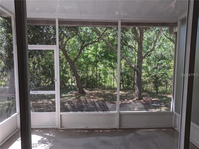 Building Photo - 2623 Redford Way