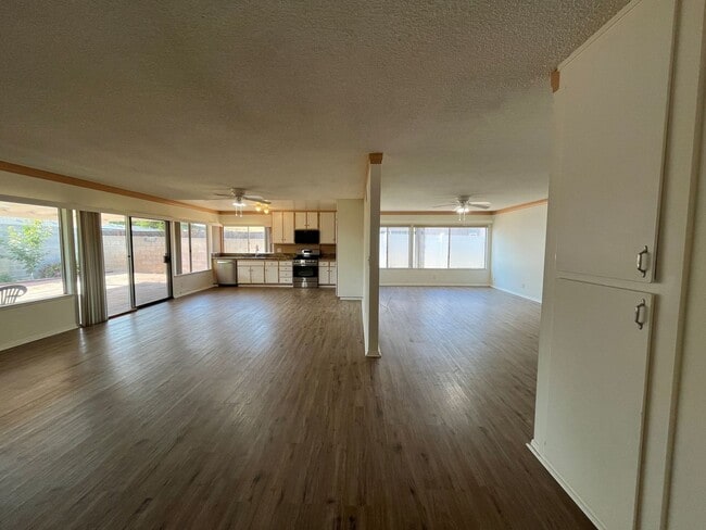 Building Photo - Simi Valley 3+2 w/RV parking + fruit trees...