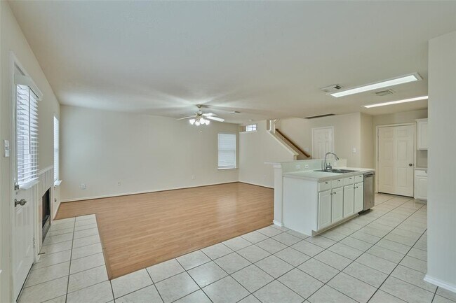 Building Photo - 298 Sentry Maple Pl