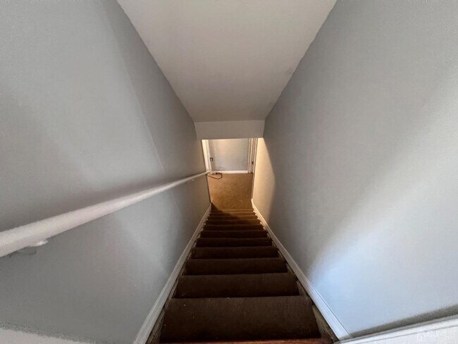 Building Photo - 52 Marconi Ave