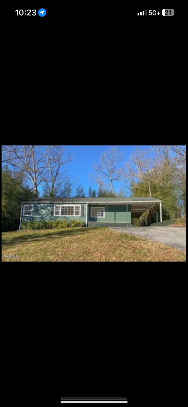 Primary Photo - 131 Druid Dr