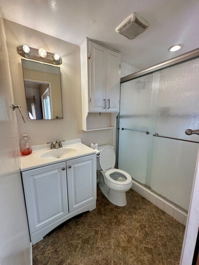 Building Photo - Large home in West Chula Vista