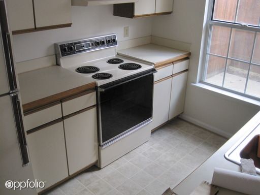 Building Photo - 3607 Essex Pond Quay