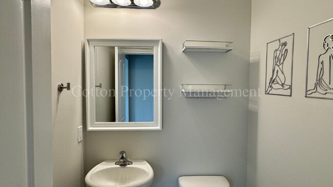 Building Photo - 1222 Dabney Pk Dr