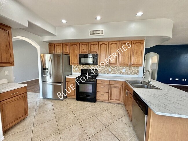 Building Photo - 15405 S Camino Laguna Clara
