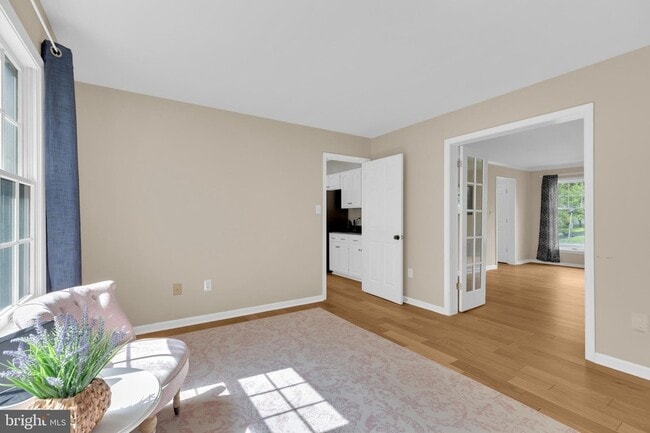 Building Photo - 7707 Lake Glen Dr