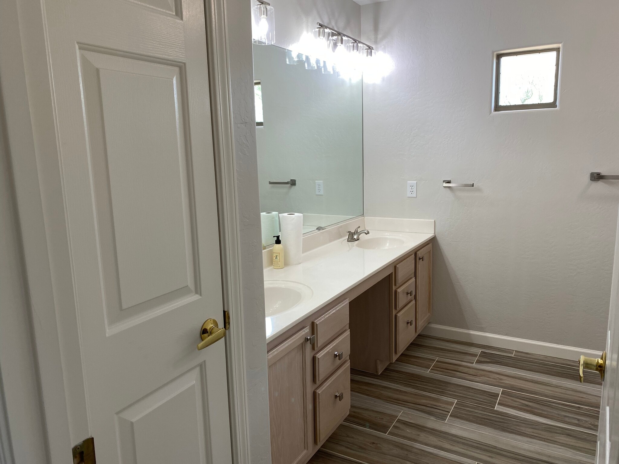 Master bath - 8880 E Paraiso Dr