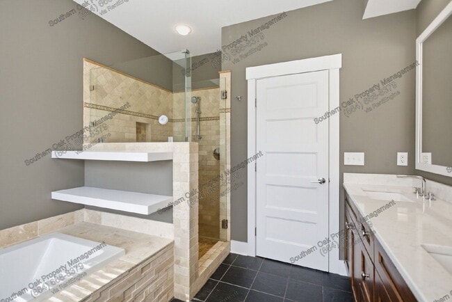 Building Photo - 401 Promontory Ridge