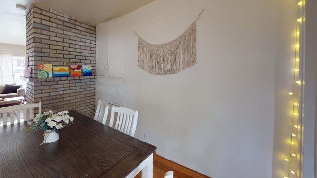 Building Photo - 3 Bedroom 3 Bathroom House W/ Large Yard, Near Cal Poly, Available This Summer!