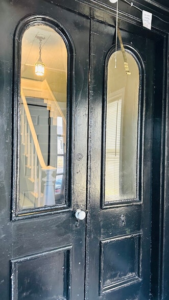 Building Photo - 19 Lafayette Ave