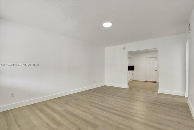 Building Photo - 1340 NW 102nd St