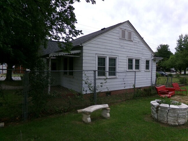 Building Photo - 1408 E. Martin Luther King Jr. Dr.