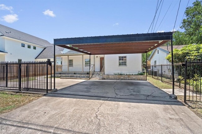 Building Photo - 1125 Christie Dr