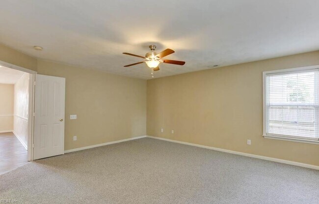 Building Photo - 1133 Lady Ashley Dr