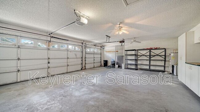 Building Photo - 4239 Balmoral Way