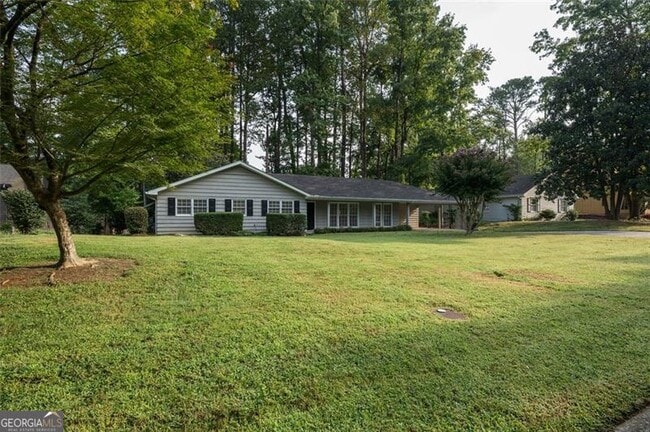 Building Photo - 225 Pebble Trail