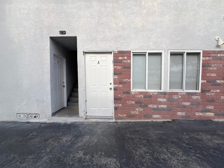 Building Photo - 4419 W 171st St