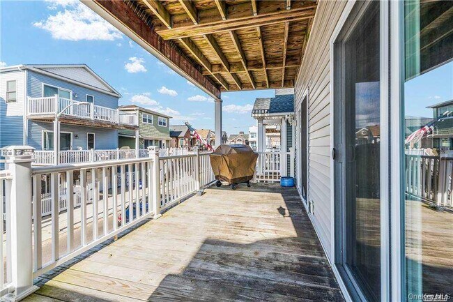 Building Photo - 98 Nebraska St