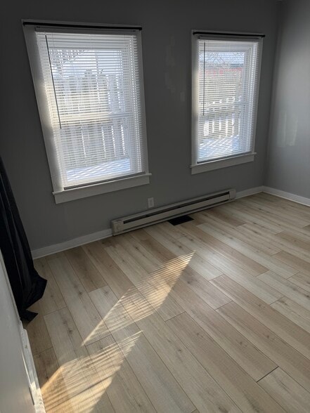 Building Photo - 88 Fair St