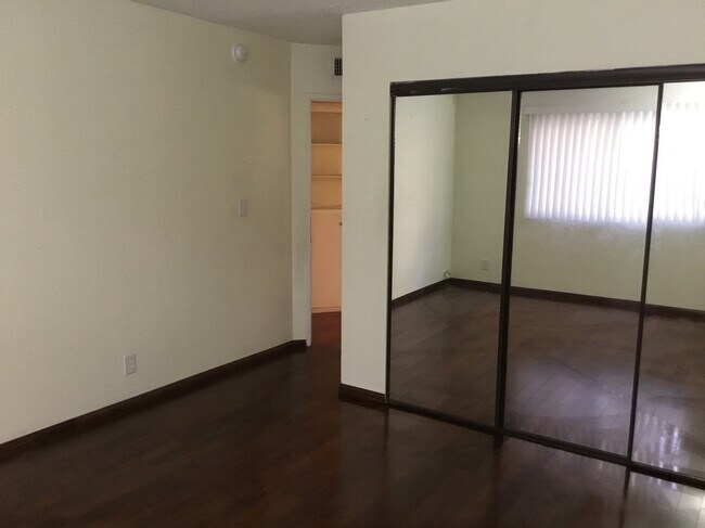Guest Bedroom 1 - 5400 Newcastle Ave