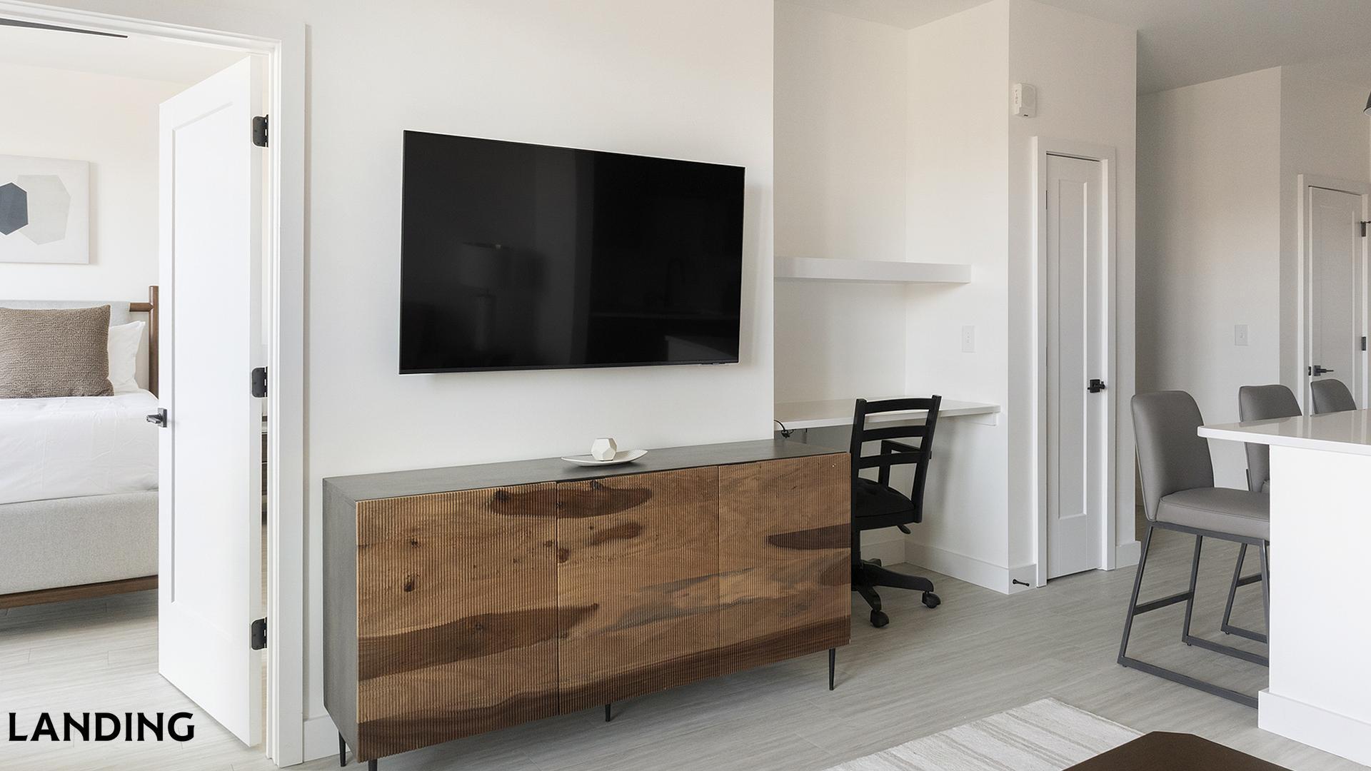 Building Photo - 1007 S Mint St