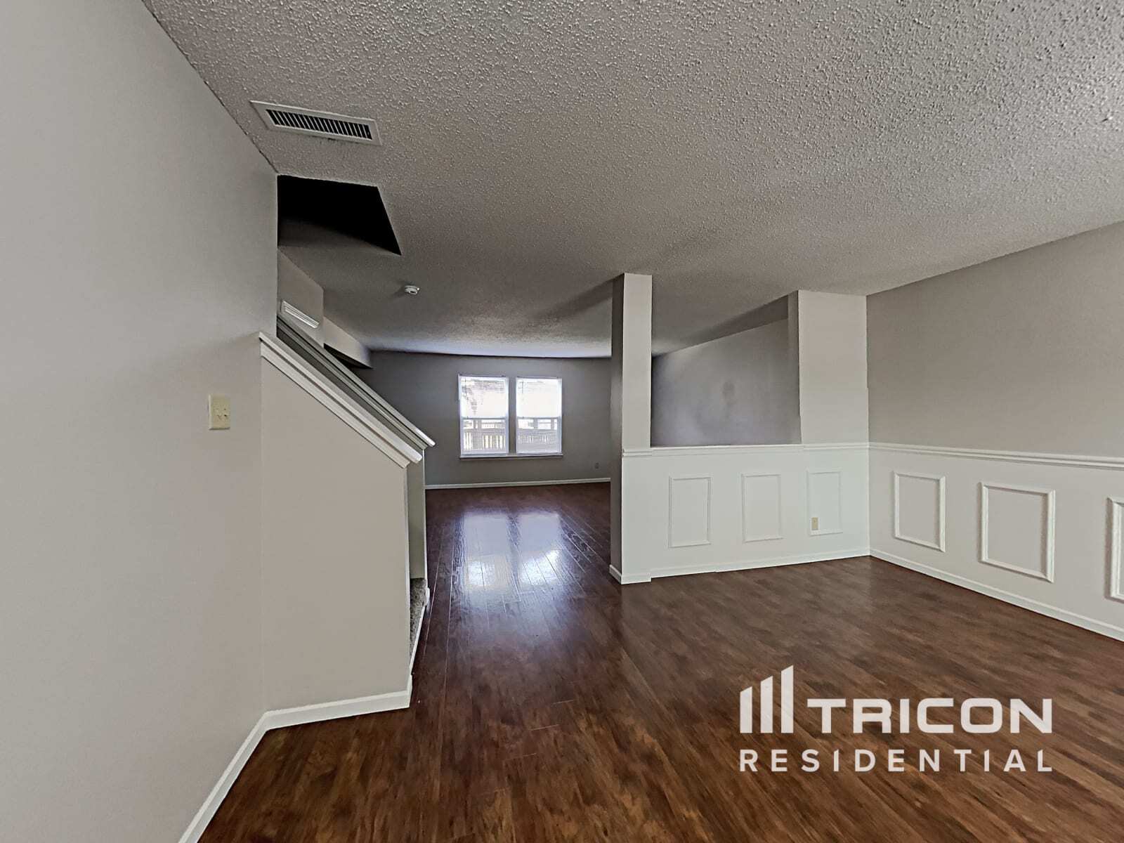 Building Photo - 13452 N Carwood Ct