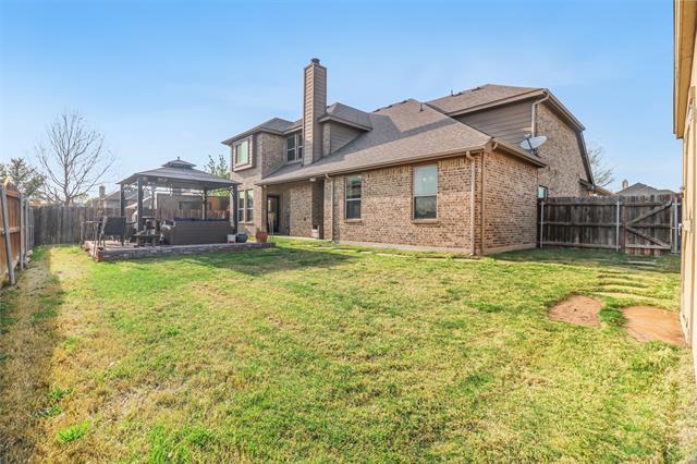 Building Photo - 230 Sandy Way