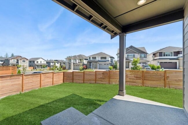 Building Photo - 3 bedroom in Bonney Lake WA 98391