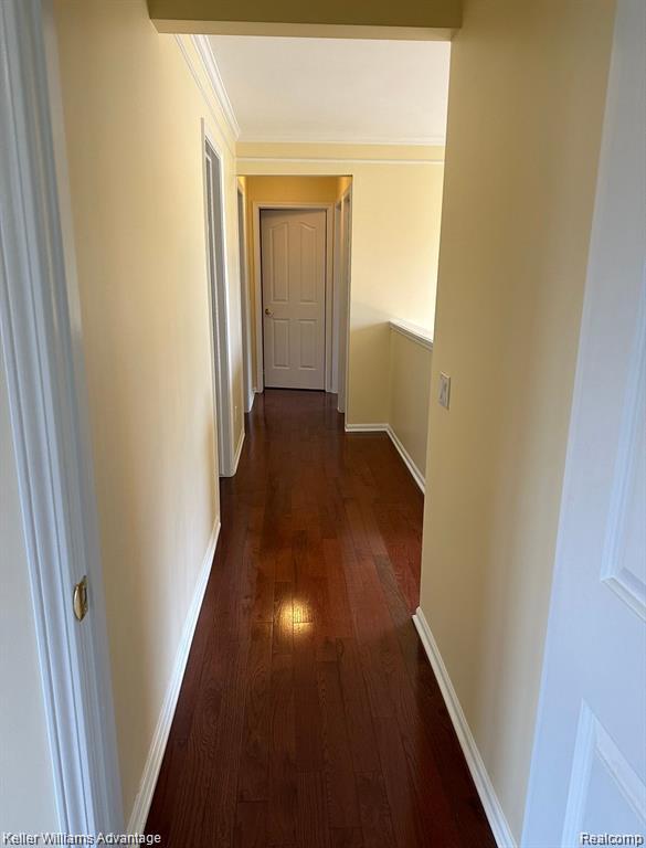 Building Photo - 45655 Larchmont Dr