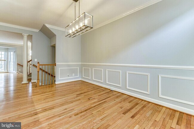 Building Photo - 953 Harrison Cir