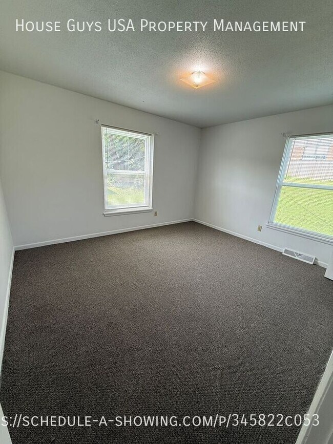 Building Photo - 8608 Countryshire Ln