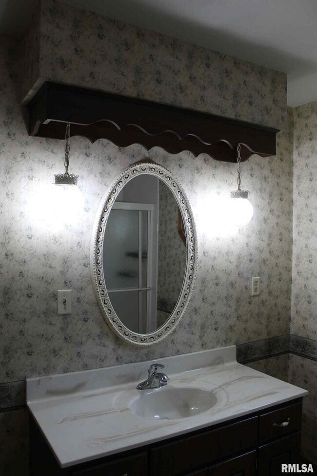 Building Photo - 15047 N Seagull Ln