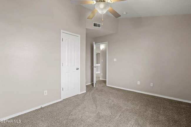 Building Photo - 10822 Elise St