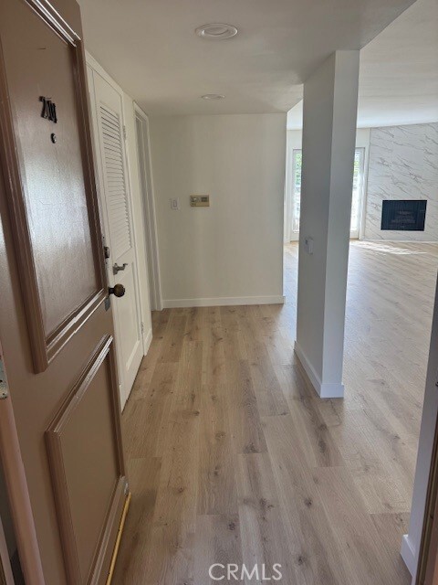 Building Photo - 1616 S Barrington Ave