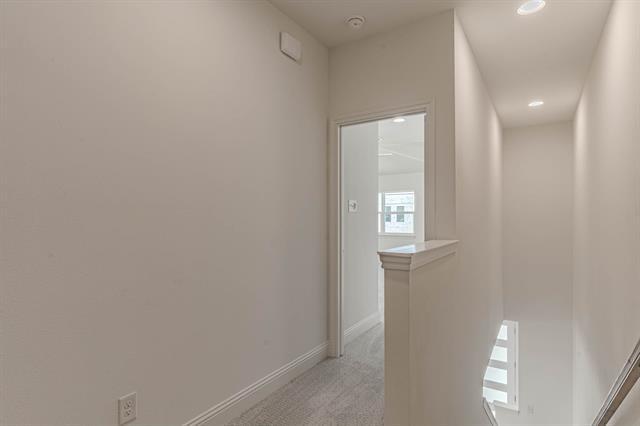 Building Photo - 312 Sunset Ln
