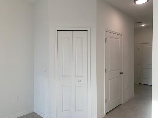 Building Photo - ** ANNUAL ** ORANGE BLOSSOM RANCH NEW CONS...