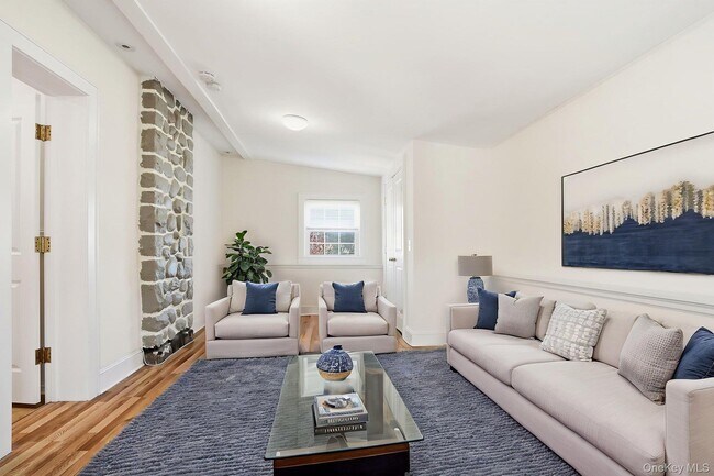 Building Photo - 109 Hillside Pl