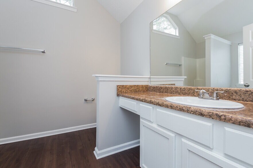 Building Photo - 109 Stoney Brook Way