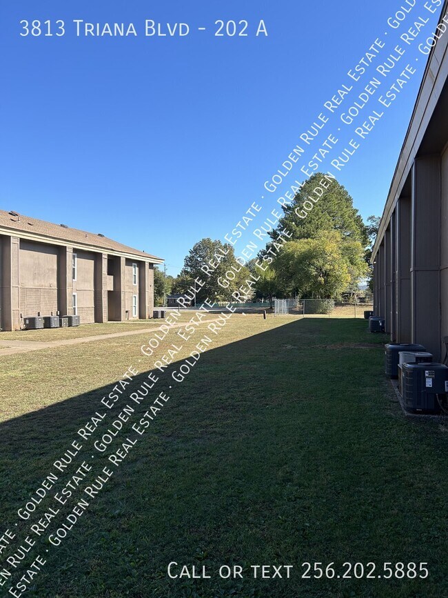 Building Photo - 3813 SW Triana Blvd