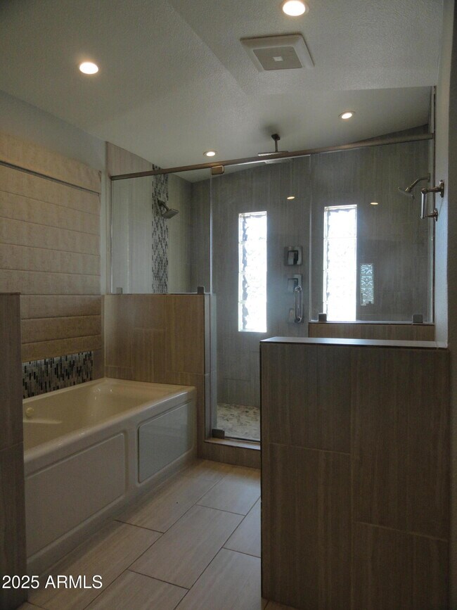 Building Photo - 2639 N 68th St